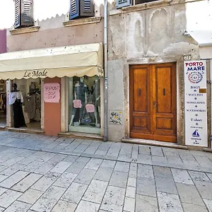 Main Street Carera 罗维尼